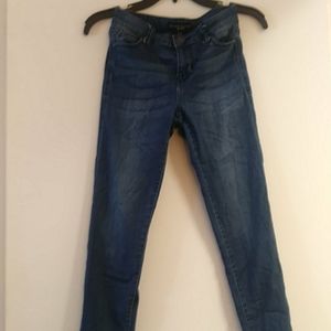 Dark blue pants